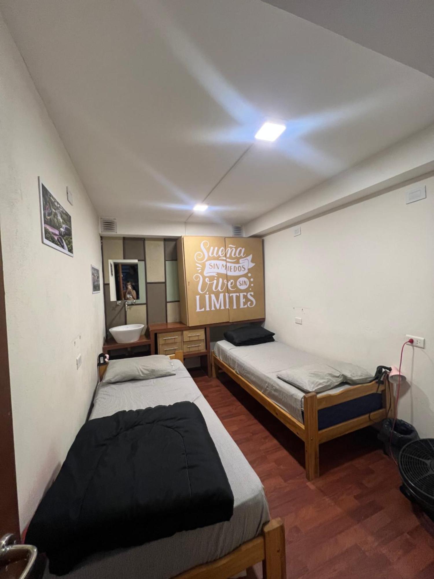 Lounge Ba Hotel Буенос Айрес Екстериор снимка